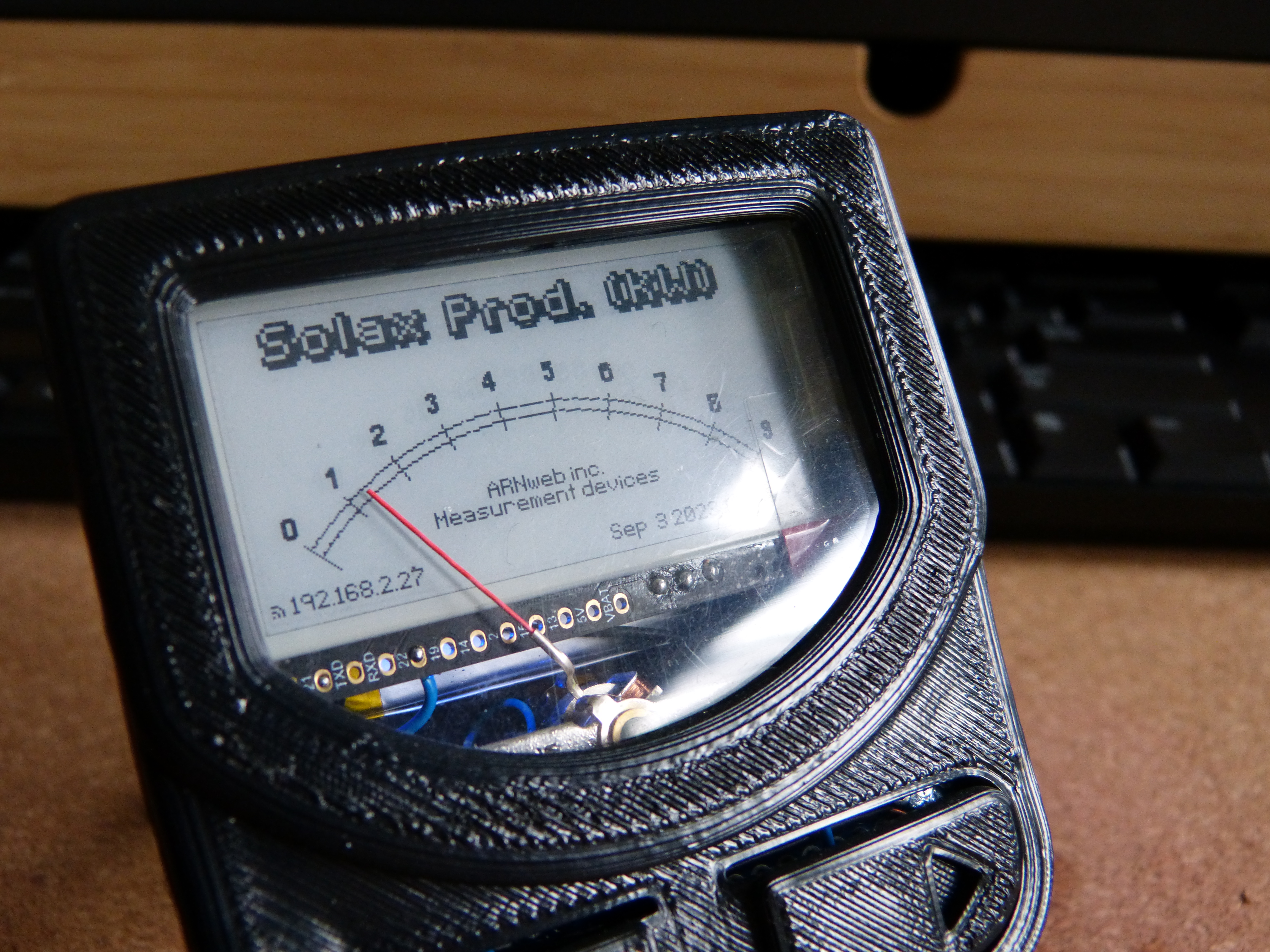 E-Ink Analog Display